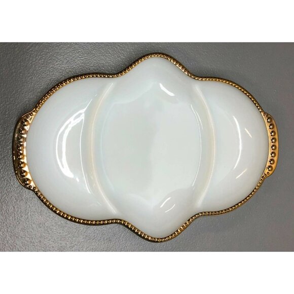 Anchor Hocking Fire King Milk Glass Relish Dish Divided Tray Gold Trim 11"x8" - Picture 1 of 11